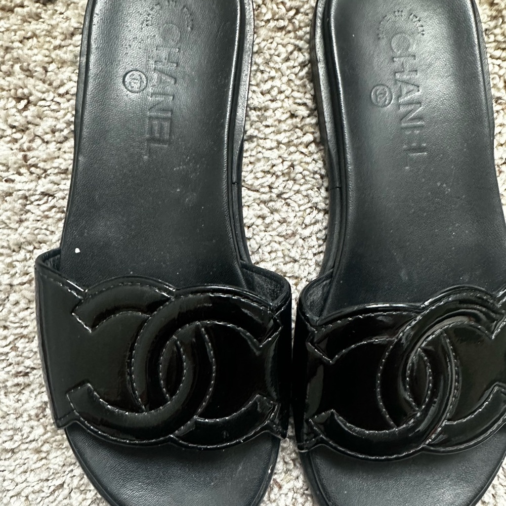 CHANEL Black Logo Slide Sandals